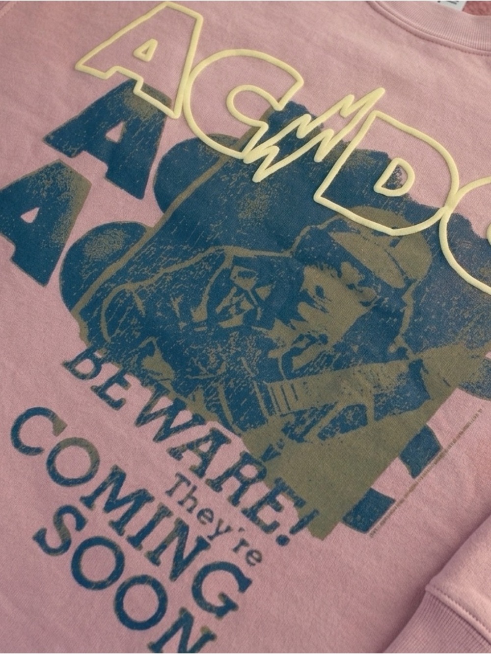 Junk Food Unisex AC/DC Beware Flea Market Fleece in Color Woodrose Size XL - Picture 3 of 4